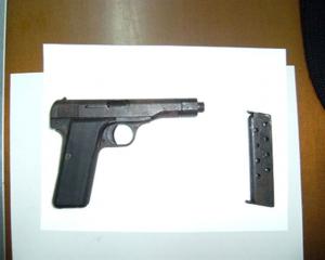 La pistola sequestrata