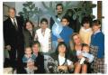 Nella foto, del 1996, i sette riceventi gli organi del piccolo Nicholas e i suoi genitori con i loro tre figli. Foto pubblicata su concessione del settimanale Oggi.