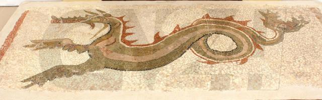 Museo Kaulon - Mosaico raff. drago marino