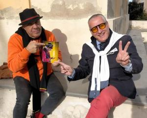 Il Reporter Antonio Le Fosse  con l'attore comico rossanese Renato Converso