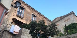 Un dettaglio del centro storico di Crotone