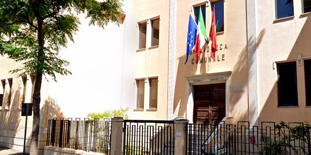 La Biblioteca Comunale De Nava, Reggio Calabria