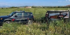 Il cartellone pubblicitario sequestrato a Melissa