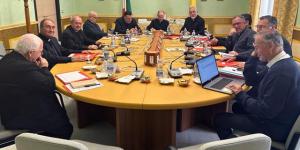 I vescovi calabresi durante i lavori della sessione primaverile