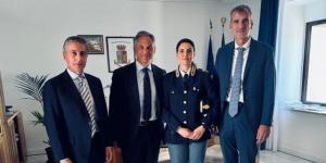 Al centro, Federica Licastro