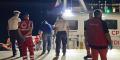 Lo sbarco nel porto di Crotone (Foto: Cri)