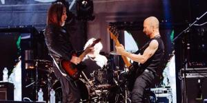 Manuel Agnelli durente un concerto degli Afterhours