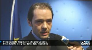 Polizia arresta 4 rapinatori a Reggio, presi durante colpo
