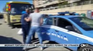 Migranti torturati o uccisi: dopo lo sbarco a Reggio fermati tre stranieri