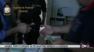 Usura, furti ed eroina trasportata in ovuli ingeriti: altri quattro arresti a Cosenza