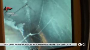 Piscopio. Armi e munizioni nascosti nella parete di una casa