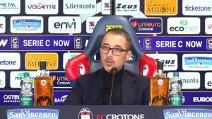 Calcio, Serie C. Crotone-Picerno: Longo punta su compattezza e attacco (subito!)