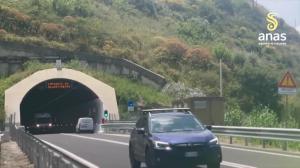 Statale 18, dopo i lavori di riqualificazione riapre la galleria Coreca