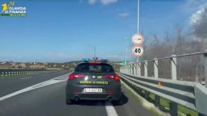 Tabaccheria lavatrice del narcotraffico, a capo una “testa di legno”